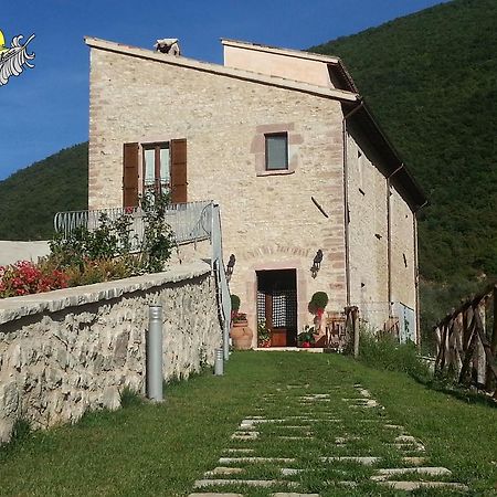 Agriturismo Casale La Palombara Cerreto di Spoleto Luaran gambar