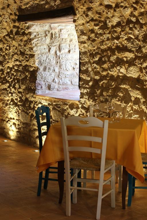 Agriturismo Casale La Palombara Cerreto di Spoleto Luaran gambar