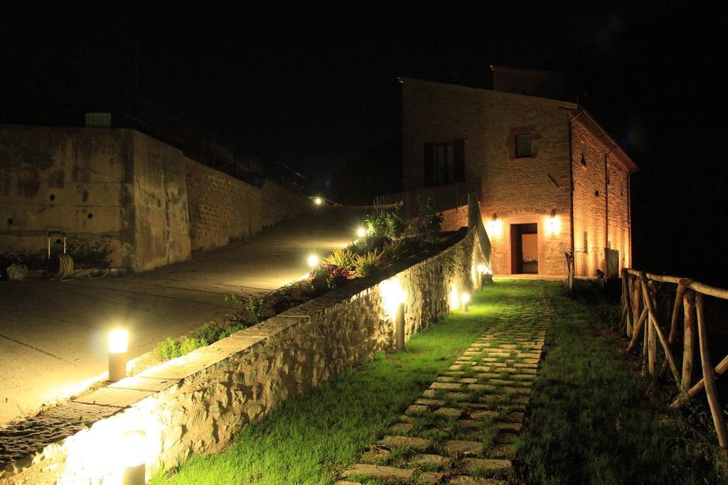 Agriturismo Casale La Palombara Cerreto di Spoleto Luaran gambar