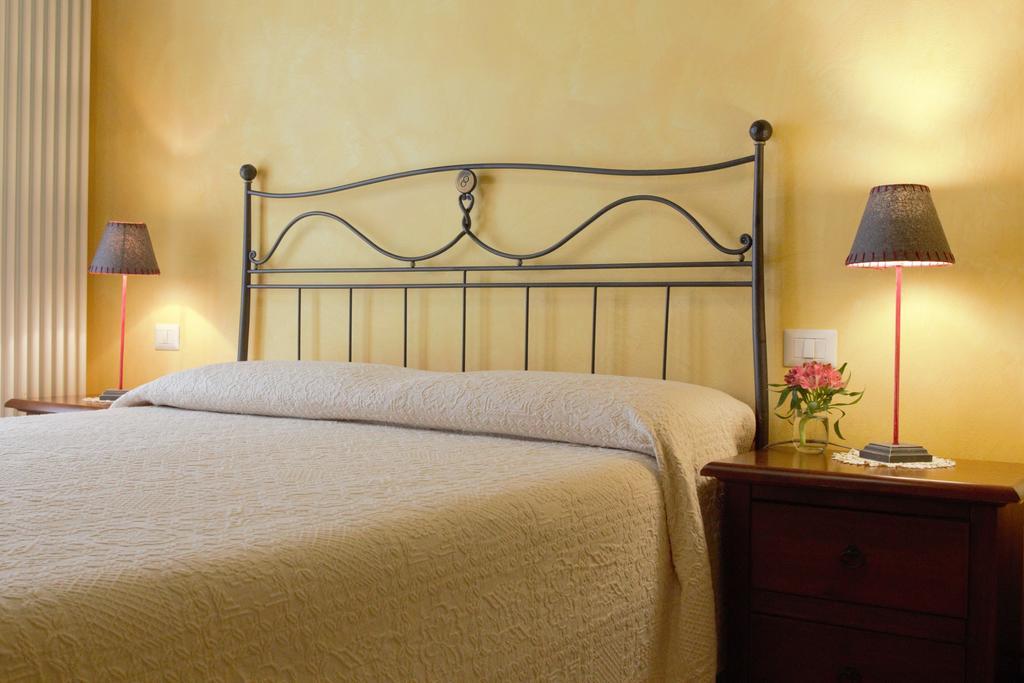 Agriturismo Casale La Palombara Cerreto di Spoleto Bilik gambar