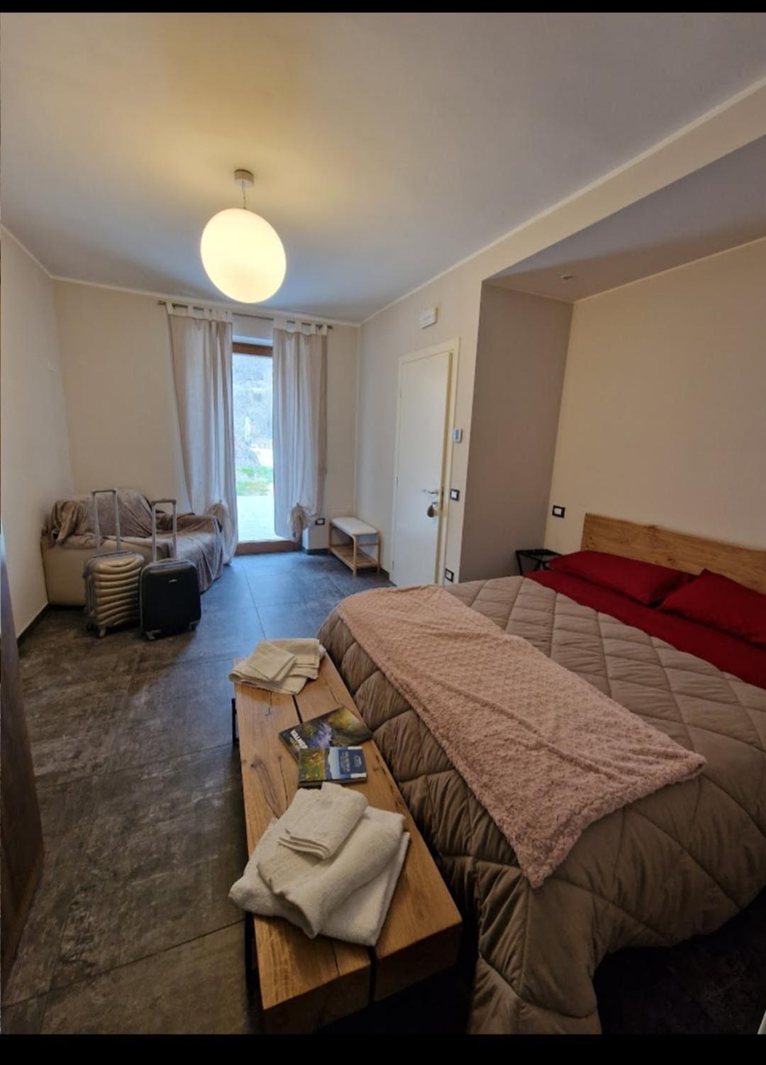 Agriturismo Casale La Palombara Cerreto di Spoleto Luaran gambar